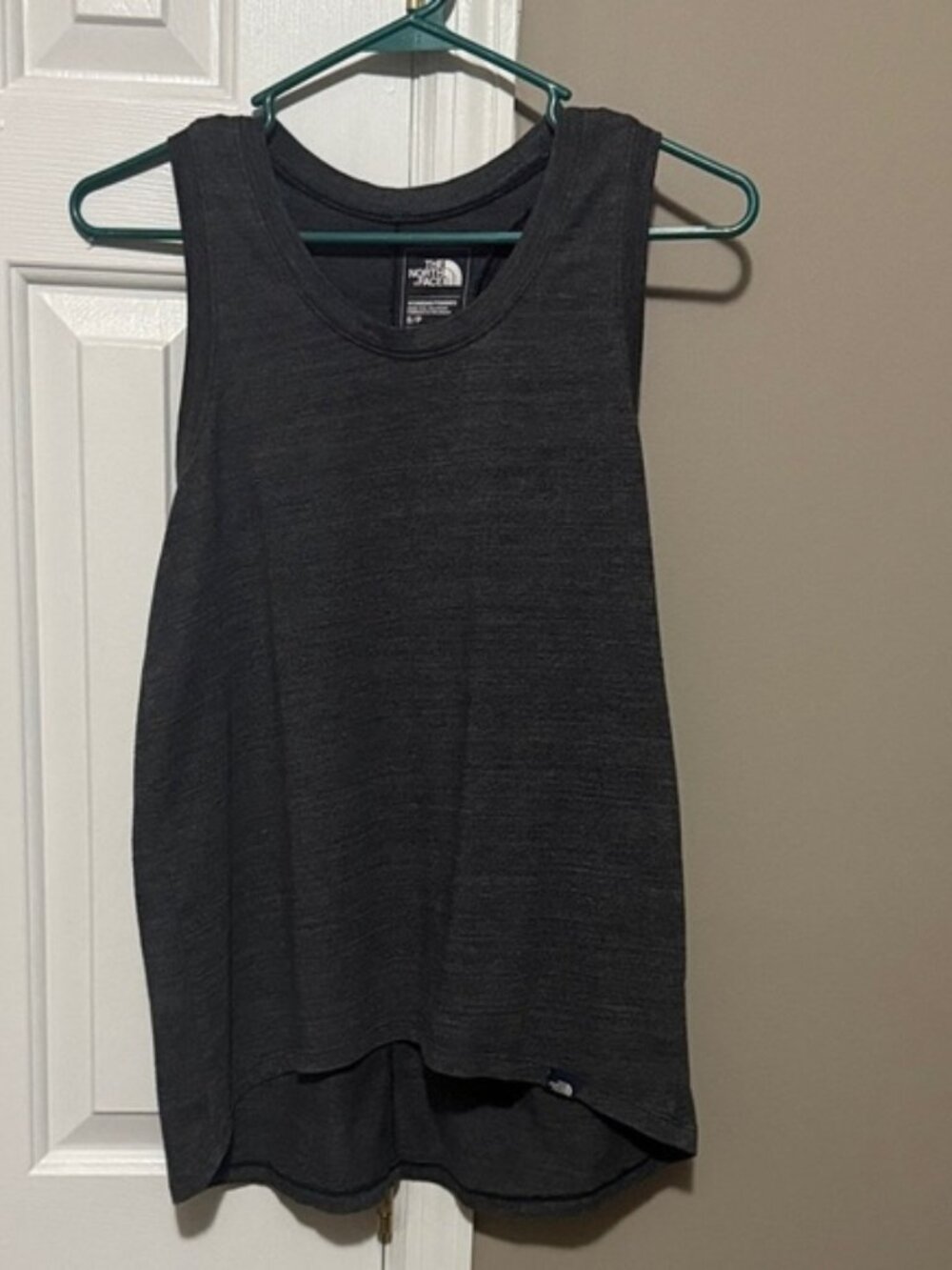 The North Face Women's Charcoal Tank Top Size Small